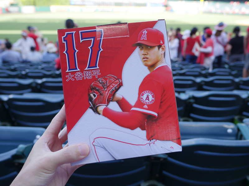 大谷翔平バブルヘッド二刀流プレゼント
